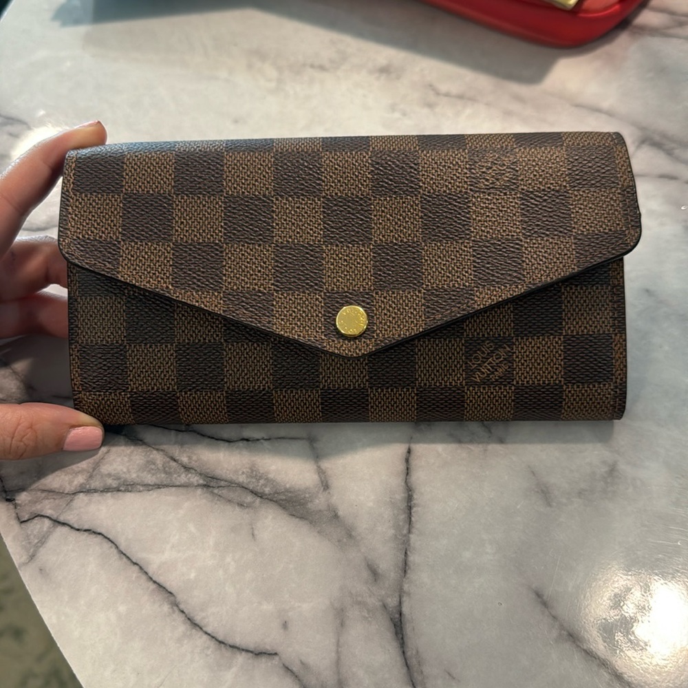 AUTHENTIC LV WALLET